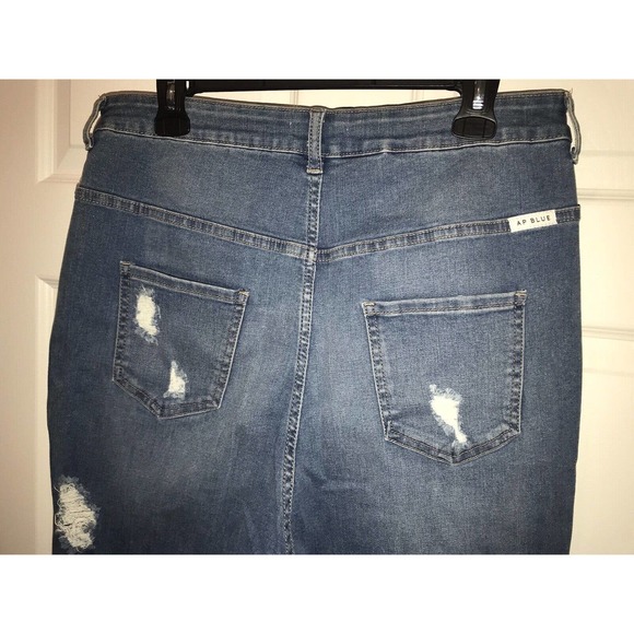 AP BLUE Jeans 2X, Stretch Distressed Medium Wash, Super High Rise - Picture 10 of 16